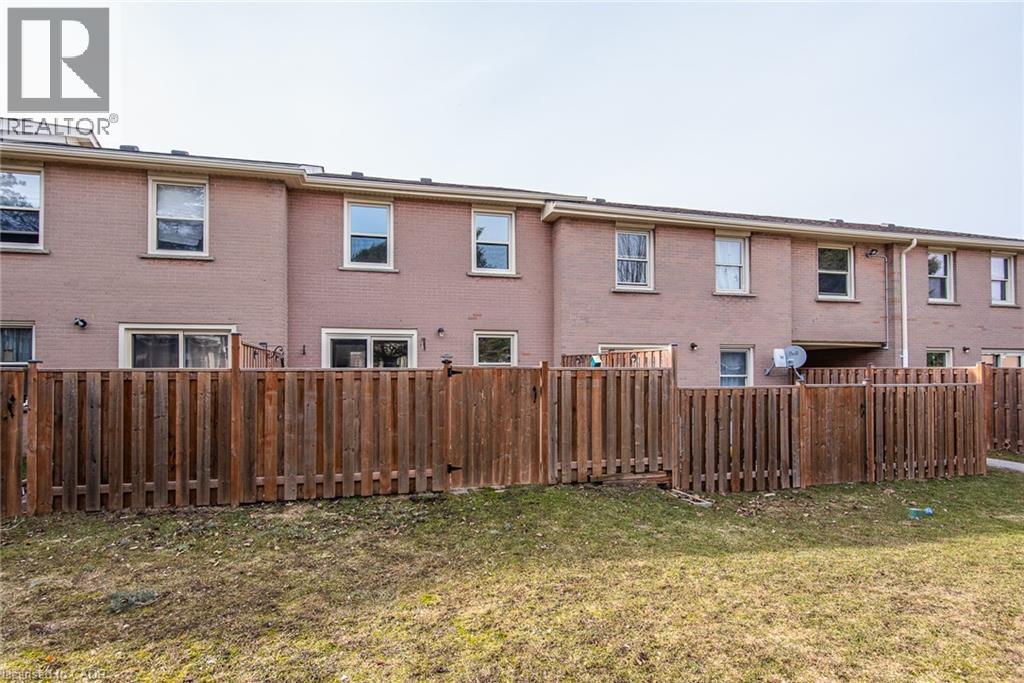 27 QUEENSTON Drive thumbnail 38