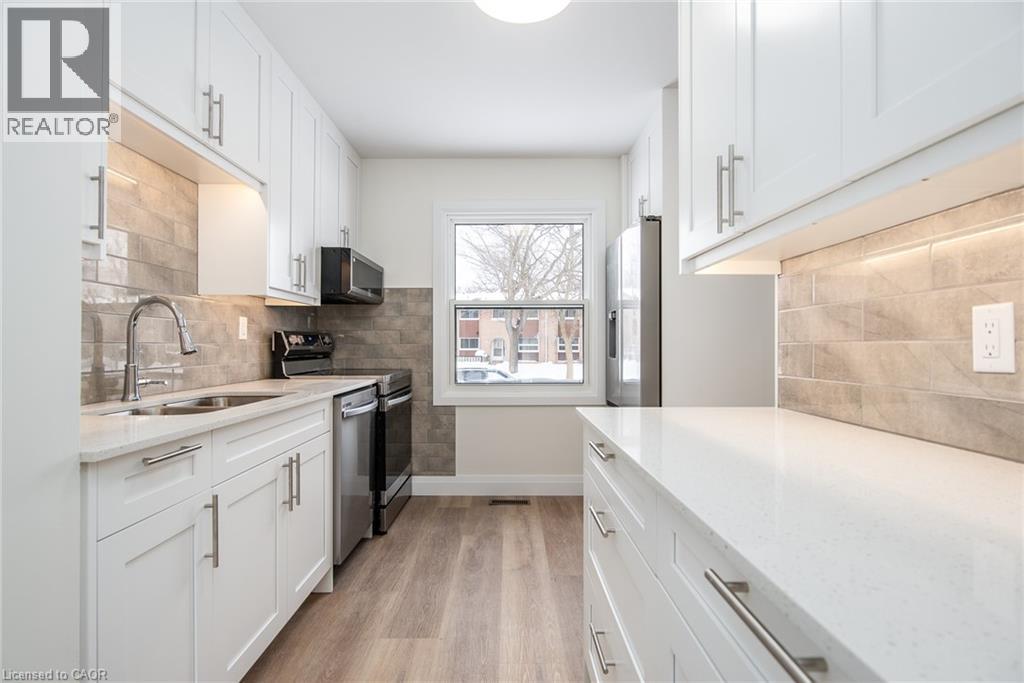 27 QUEENSTON Drive thumbnail 13