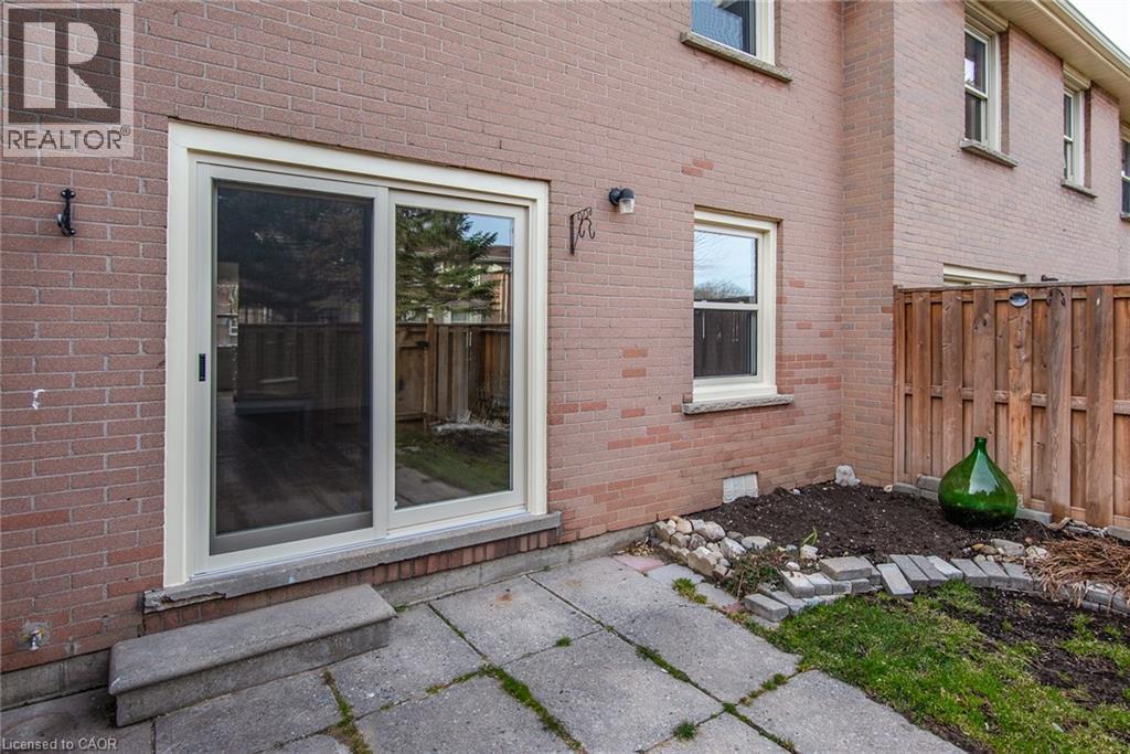 27 QUEENSTON Drive thumbnail 34