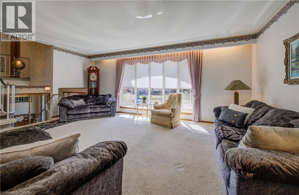 564 GLEN MANOR Boulevard thumbnail 11