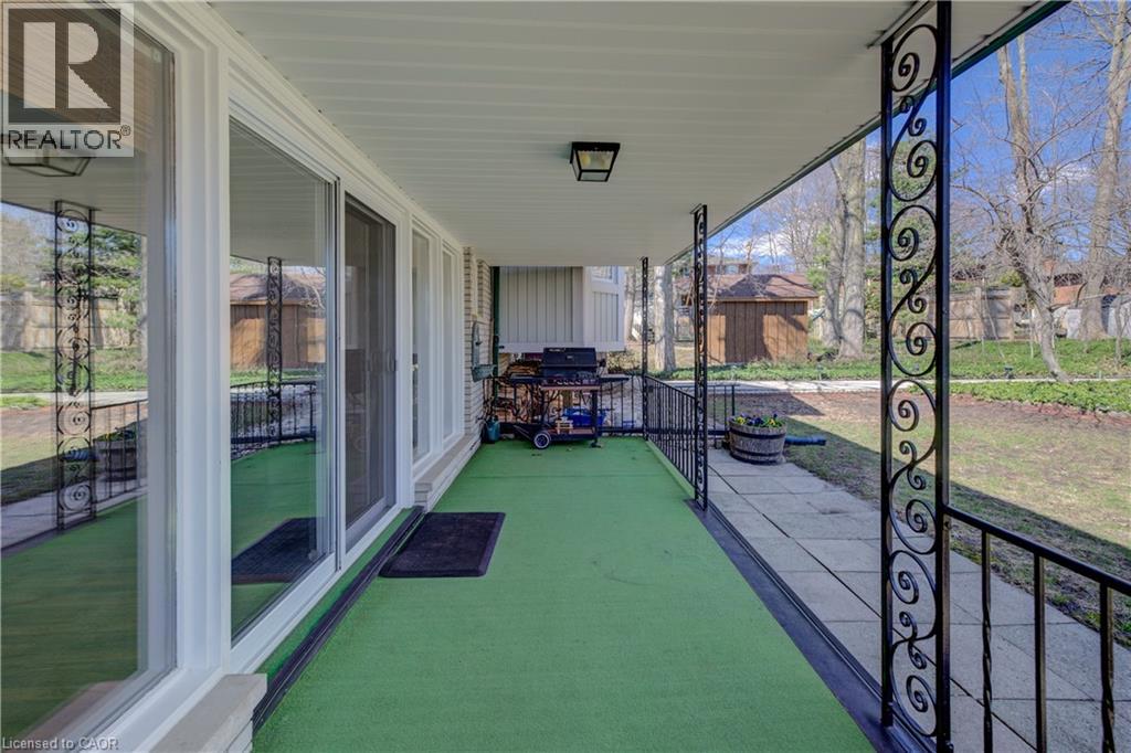 564 GLEN MANOR Boulevard thumbnail 38