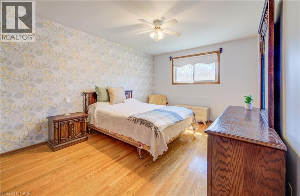 564 GLEN MANOR Boulevard thumbnail 23