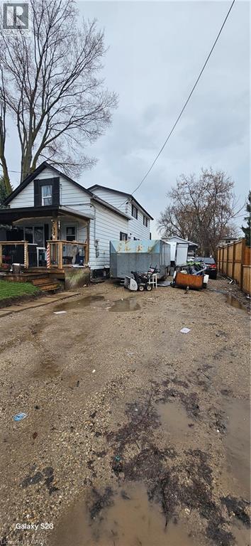 132 W BRIDGE Street W thumbnail 2