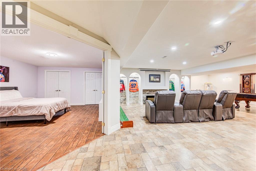 77 LASCHINGER Boulevard thumbnail 29