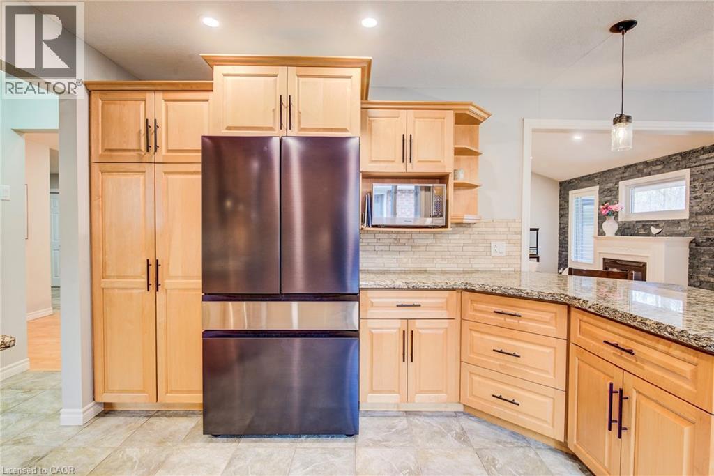 77 LASCHINGER Boulevard thumbnail 18