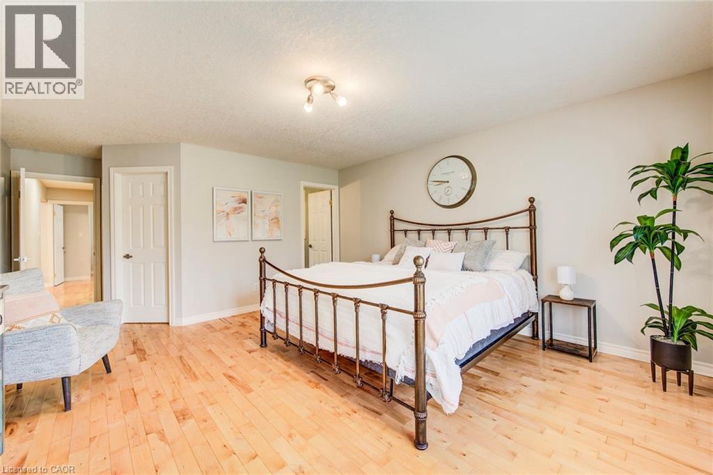 77 LASCHINGER Boulevard thumbnail 24