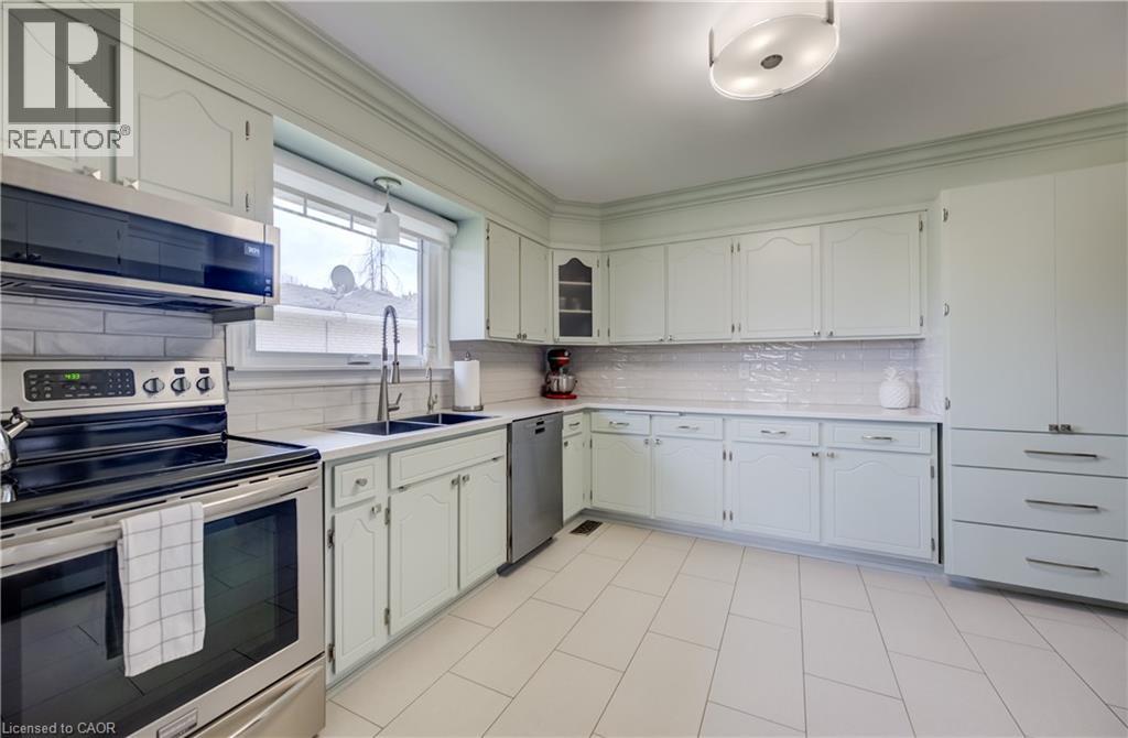 4 RONALD Road thumbnail 11