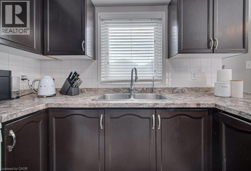 334 CHRISTOPHER Drive thumbnail 21