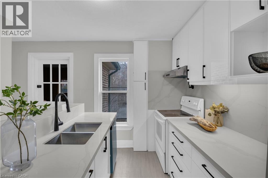 396 CHURCH Street thumbnail 15