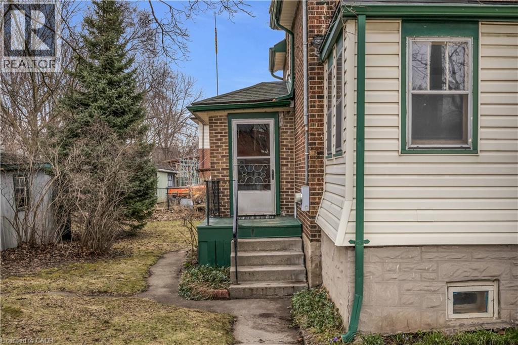 396 CHURCH Street thumbnail 4