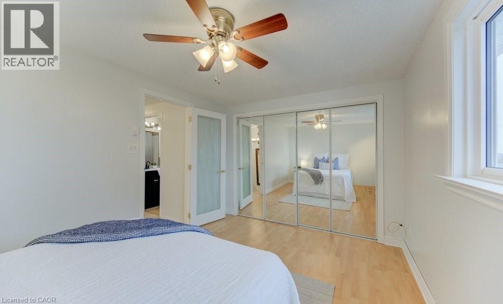 828 ELGIN Street N thumbnail 16