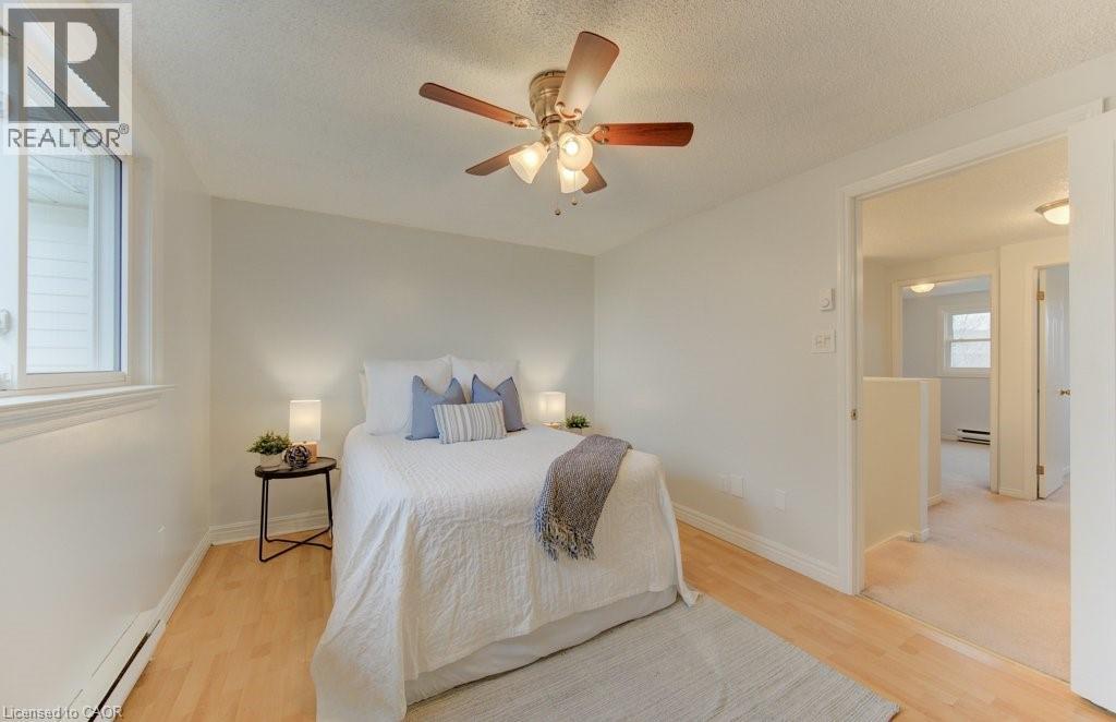 828 ELGIN Street N thumbnail 15