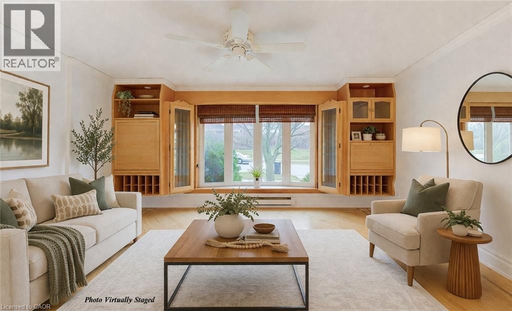 828 ELGIN Street N thumbnail 4