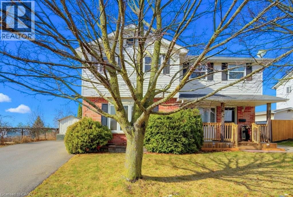 828 ELGIN Street N thumbnail 2