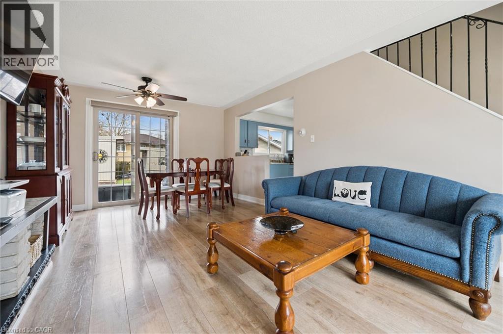 18 CLOSE Avenue thumbnail 11