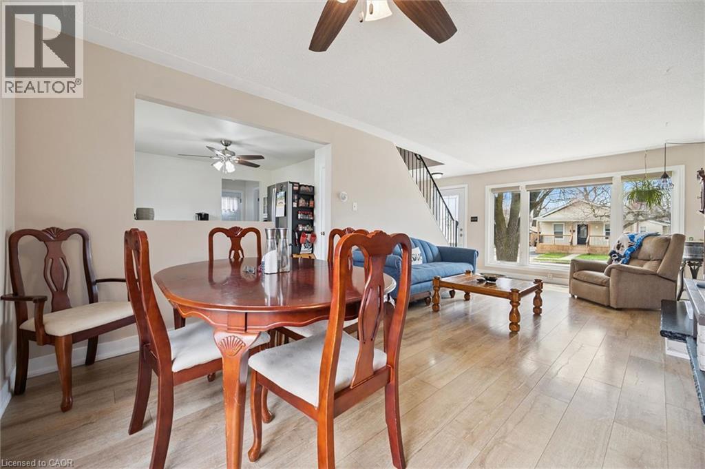 18 CLOSE Avenue thumbnail 12