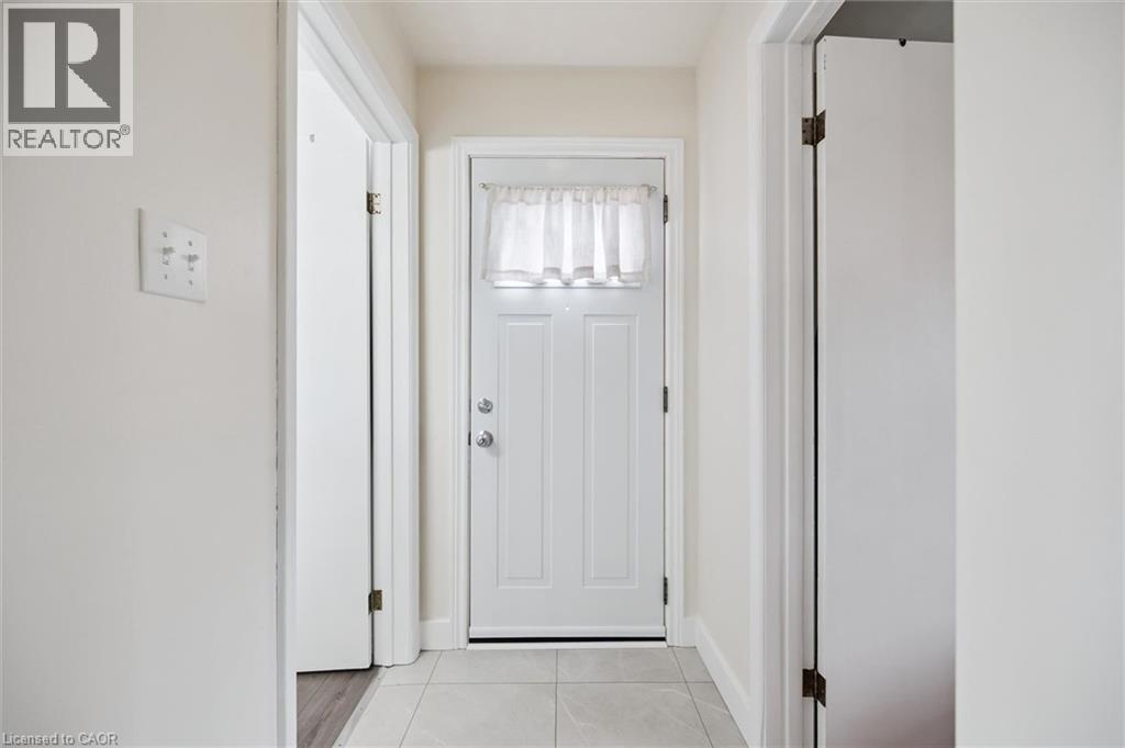 18 CLOSE Avenue thumbnail 23