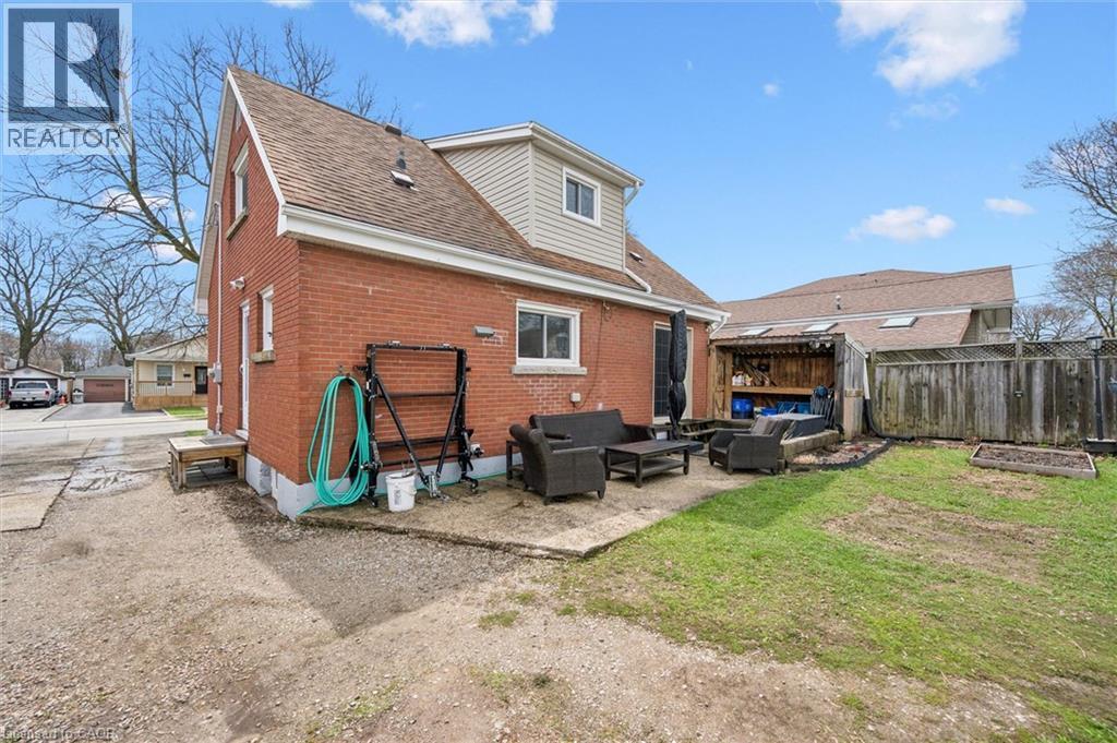 18 CLOSE Avenue thumbnail 31