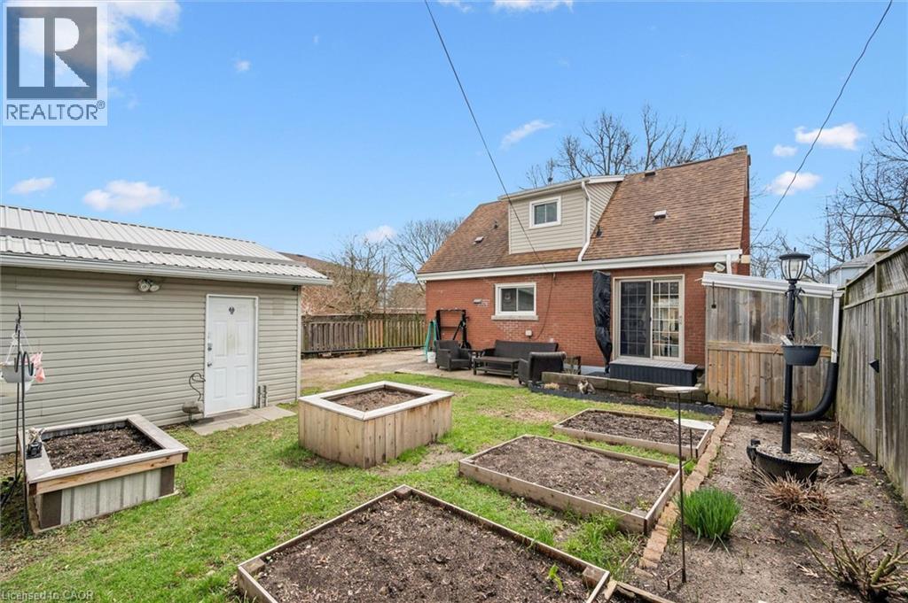 18 CLOSE Avenue thumbnail 32