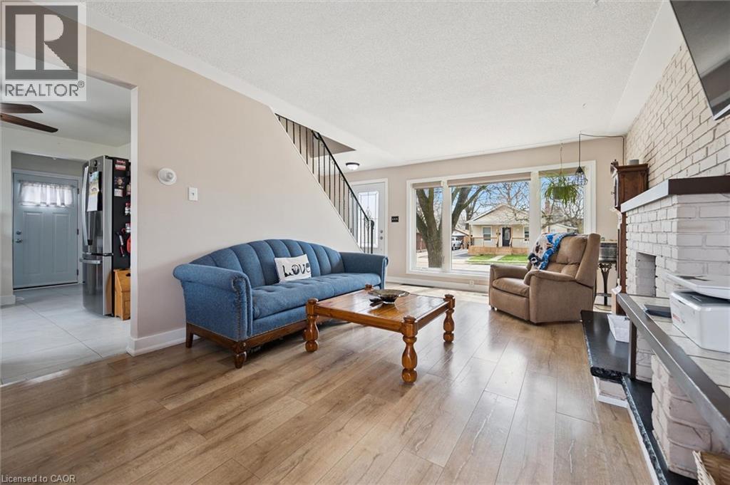 18 CLOSE Avenue thumbnail 7