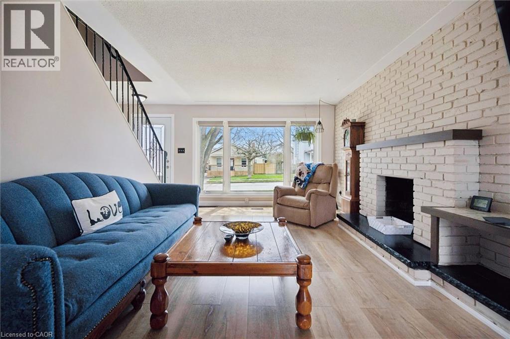 18 CLOSE Avenue thumbnail 8