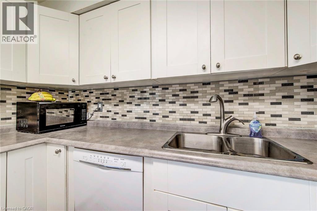 15 GREEN VALLEY Drive Unit# 27 thumbnail 10