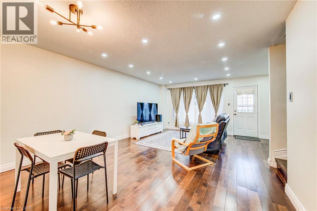 15 GREEN VALLEY Drive Unit# 27 thumbnail 13