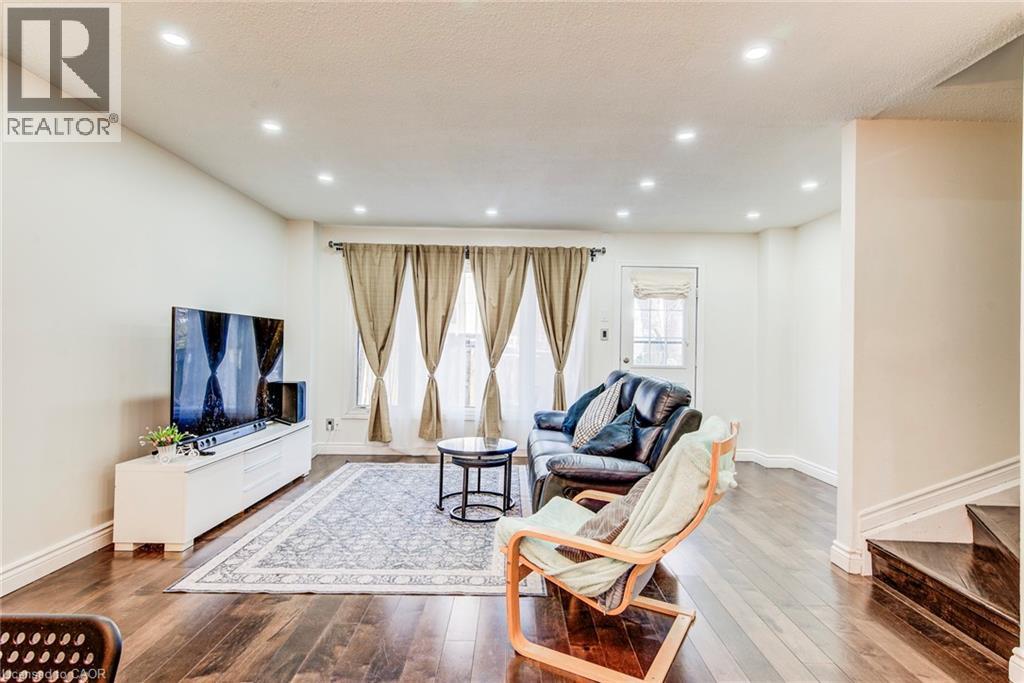 15 GREEN VALLEY Drive Unit# 27 thumbnail 14