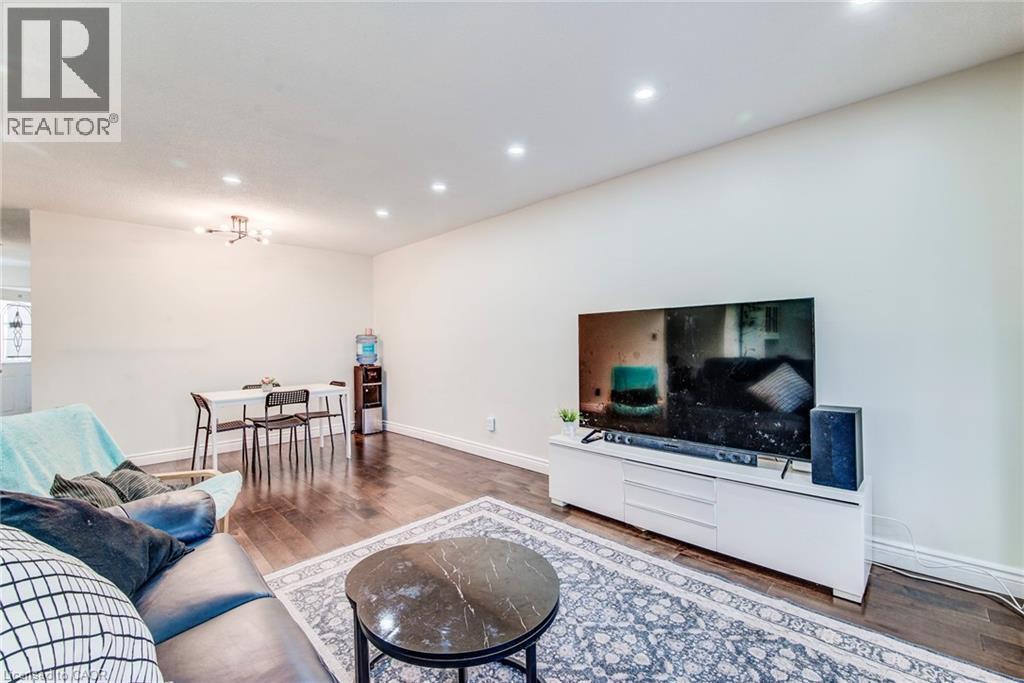 15 GREEN VALLEY Drive Unit# 27 thumbnail 18