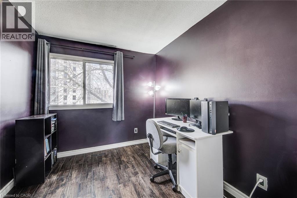 15 GREEN VALLEY Drive Unit# 27 thumbnail 21