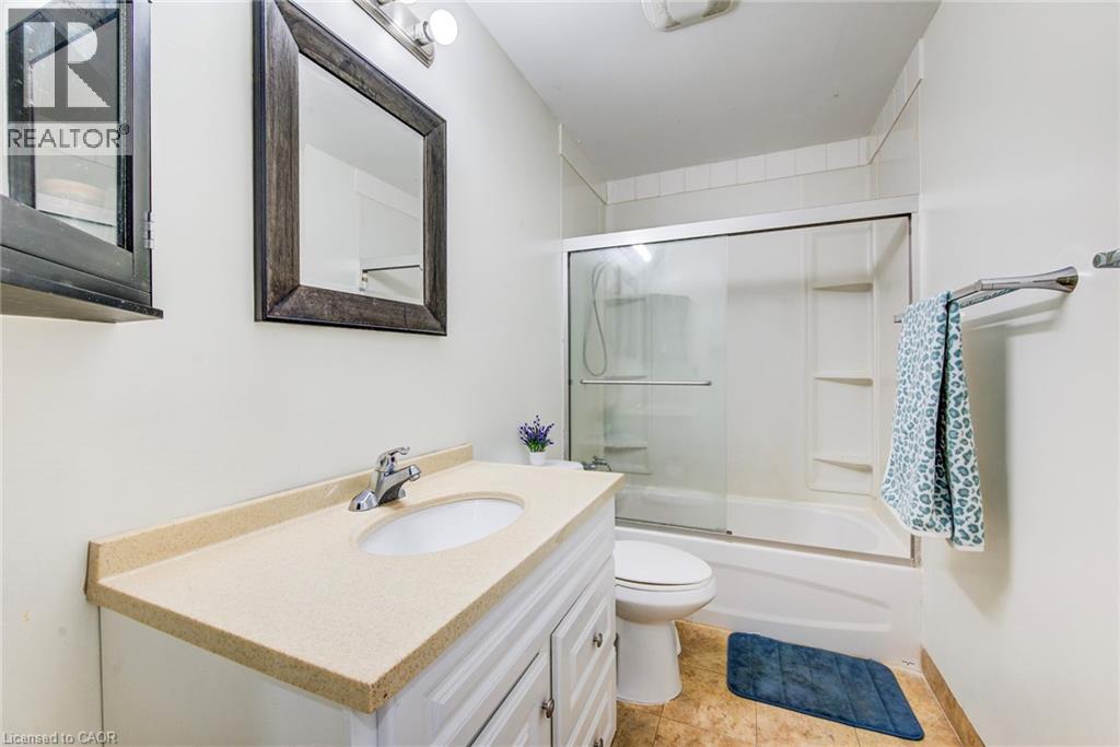 15 GREEN VALLEY Drive Unit# 27 thumbnail 24