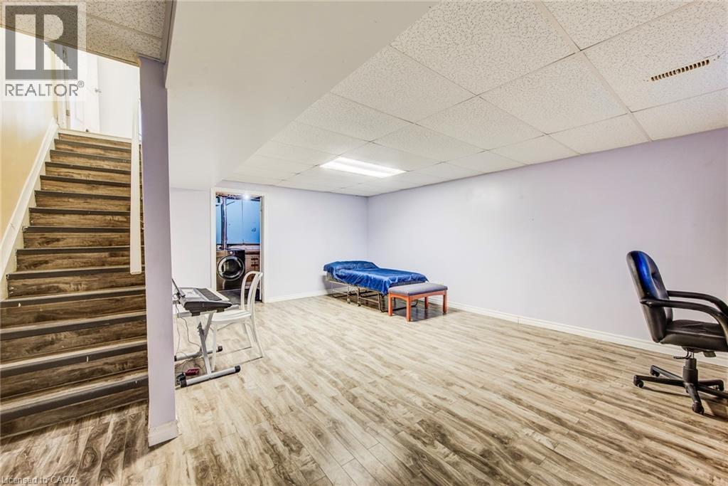 15 GREEN VALLEY Drive Unit# 27 thumbnail 27