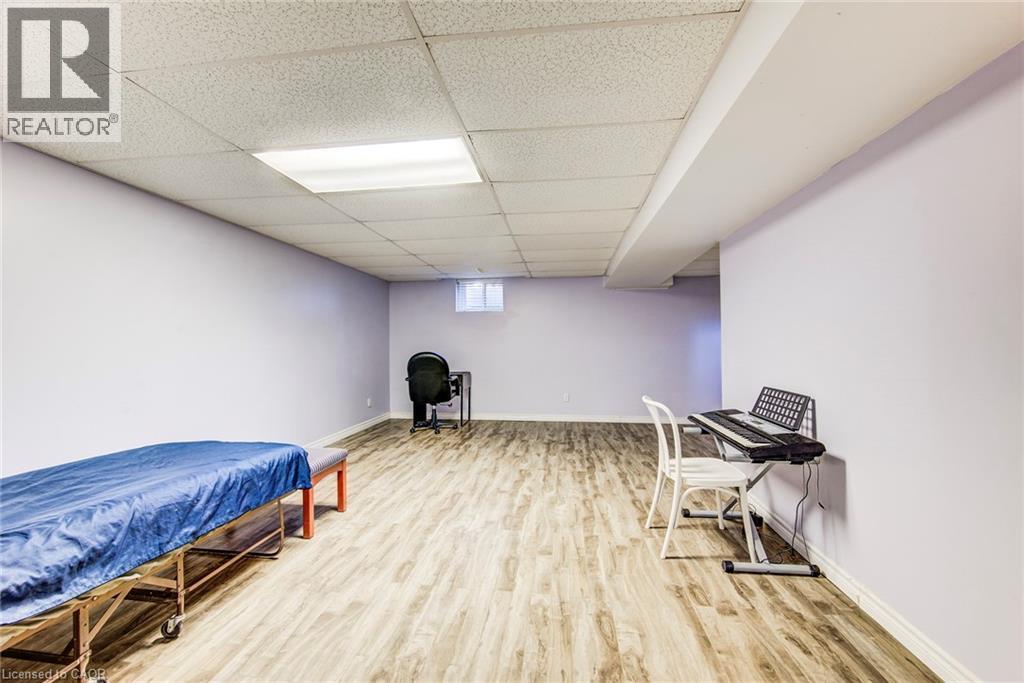 15 GREEN VALLEY Drive Unit# 27 thumbnail 29