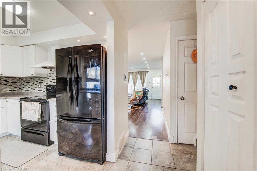 15 GREEN VALLEY Drive Unit# 27 thumbnail 7