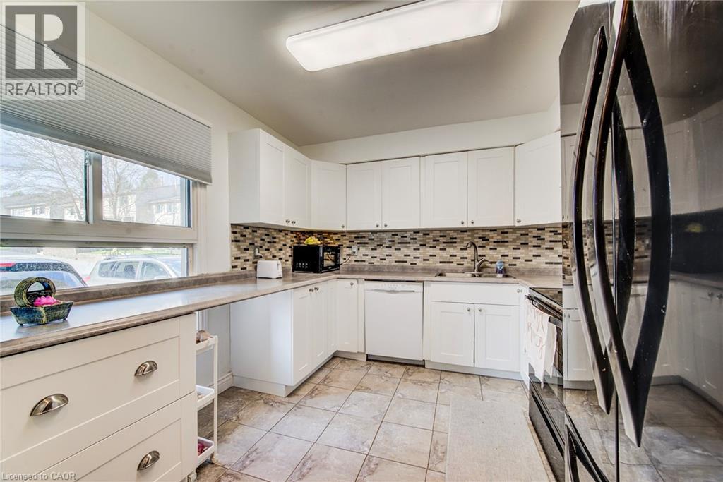 15 GREEN VALLEY Drive Unit# 27 thumbnail 8