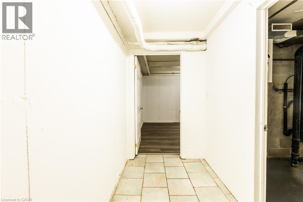 121 UNIVERSITY Avenue E Unit# 102 thumbnail 21