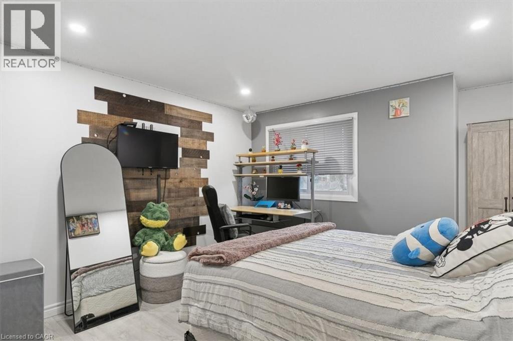 481 BEECHWOOD Drive Unit# 3 thumbnail 27