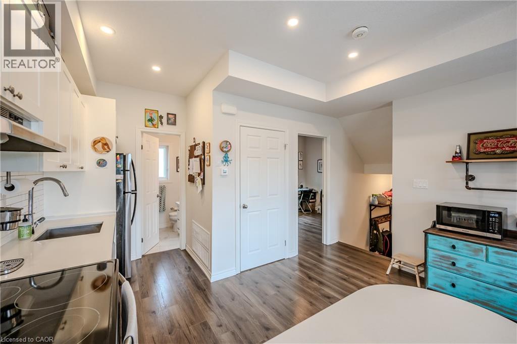 164 HEIMAN Street Unit# 5C thumbnail 14