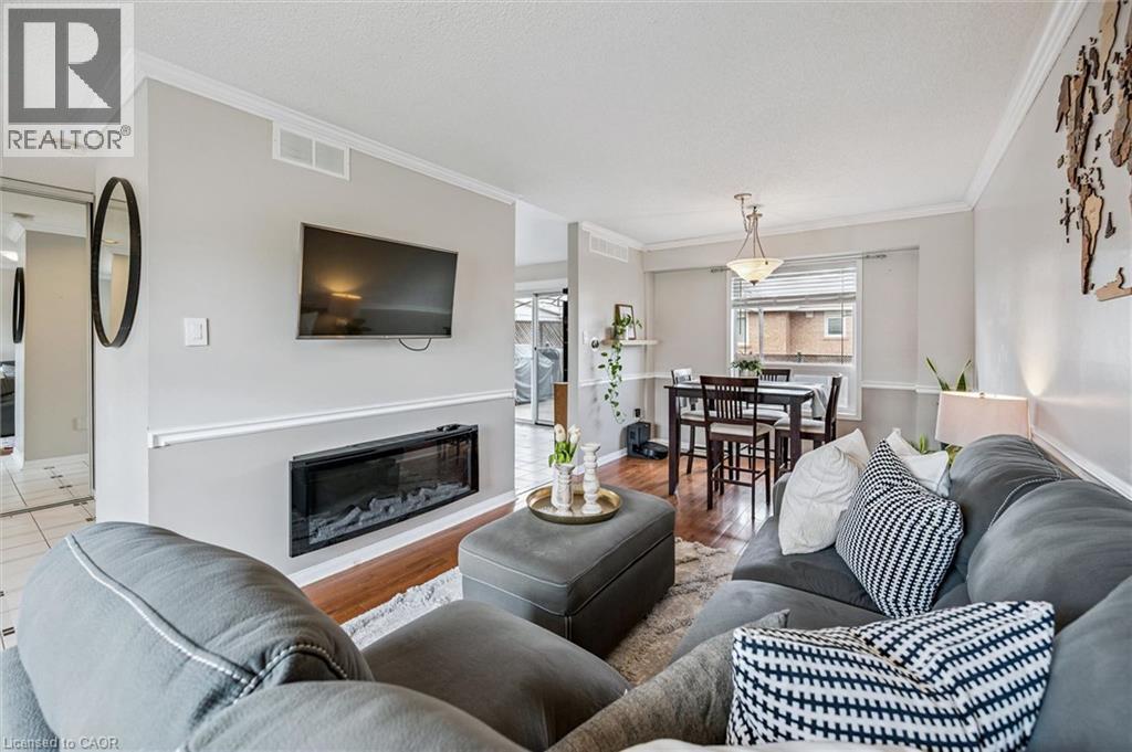 238 LANGLAW Drive thumbnail 12