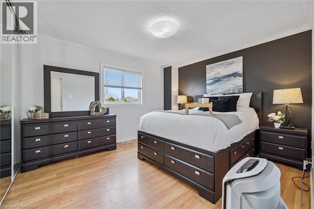 238 LANGLAW Drive thumbnail 20