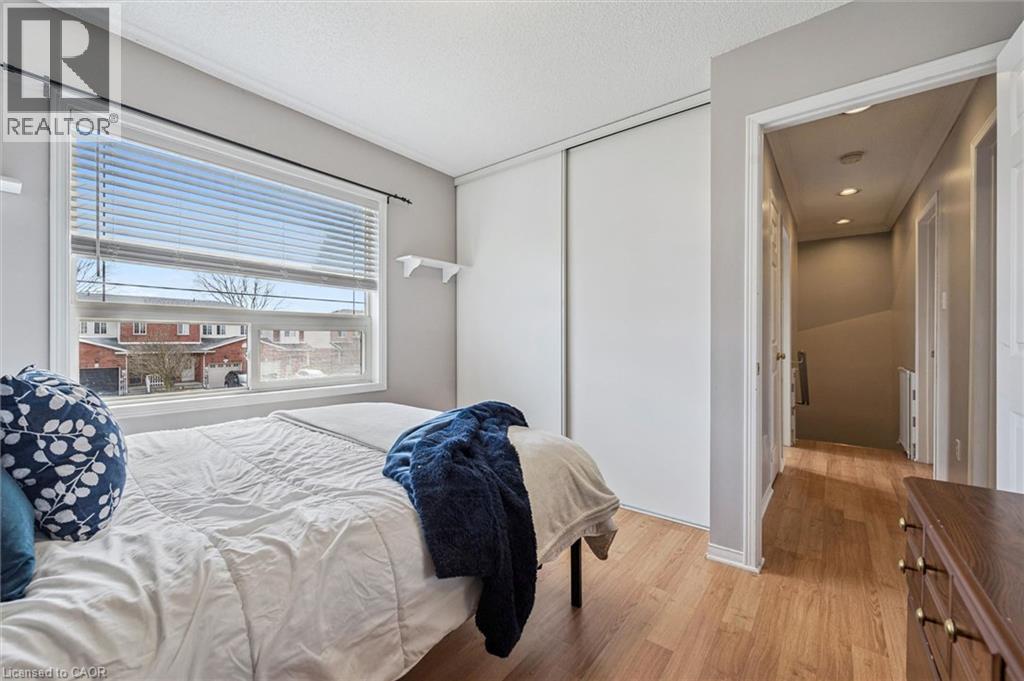 238 LANGLAW Drive thumbnail 23