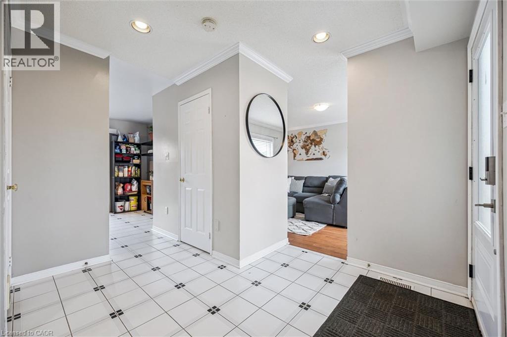 238 LANGLAW Drive thumbnail 8