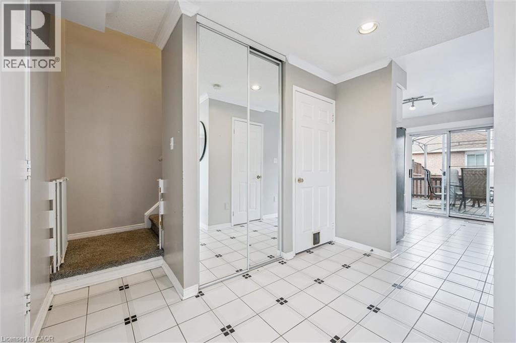 238 LANGLAW Drive thumbnail 9