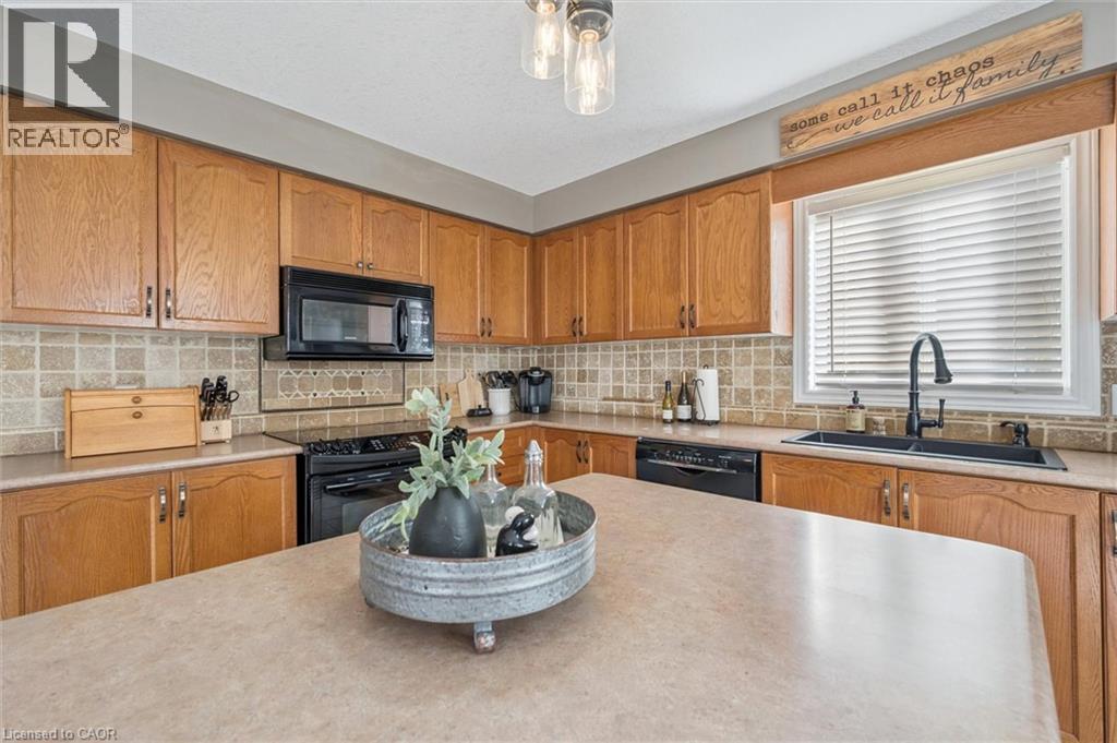 7 HEARTHBRIDGE Street thumbnail 17