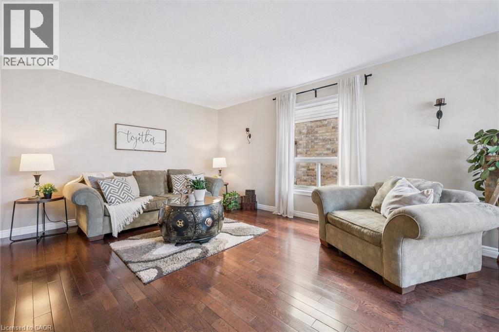 7 HEARTHBRIDGE Street thumbnail 5