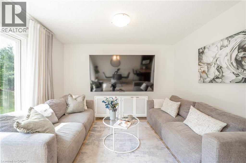 30 FALLOWFIELD Drive thumbnail 13