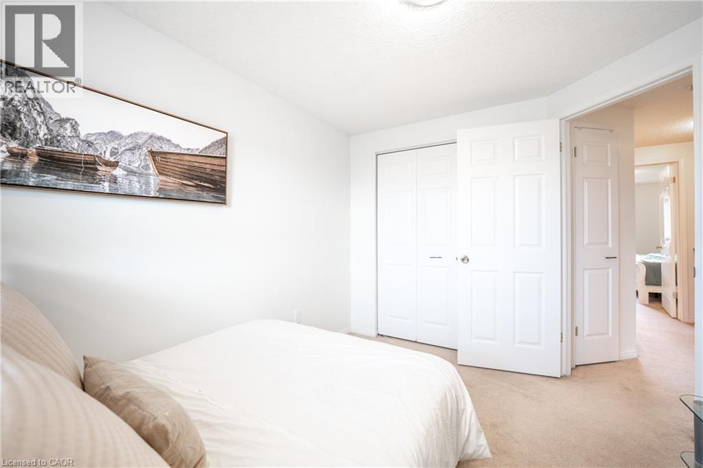 30 FALLOWFIELD Drive thumbnail 19