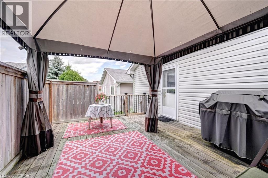 176 WESLEY Crescent thumbnail 33