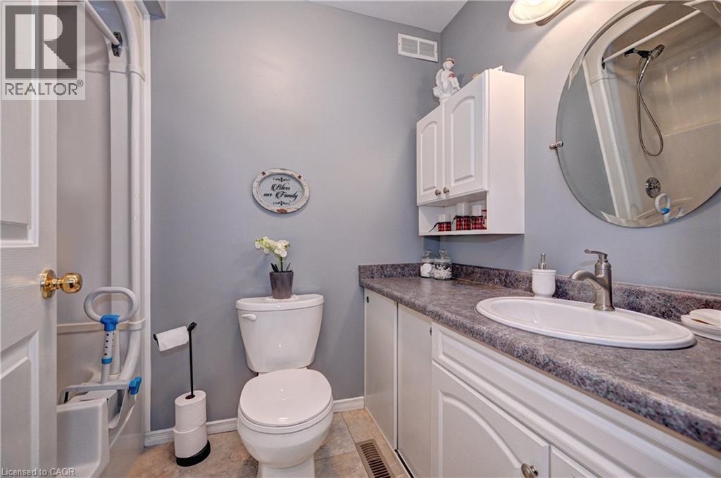 176 WESLEY Crescent thumbnail 21