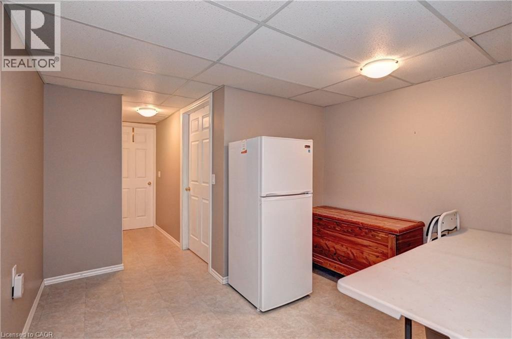 176 WESLEY Crescent thumbnail 29